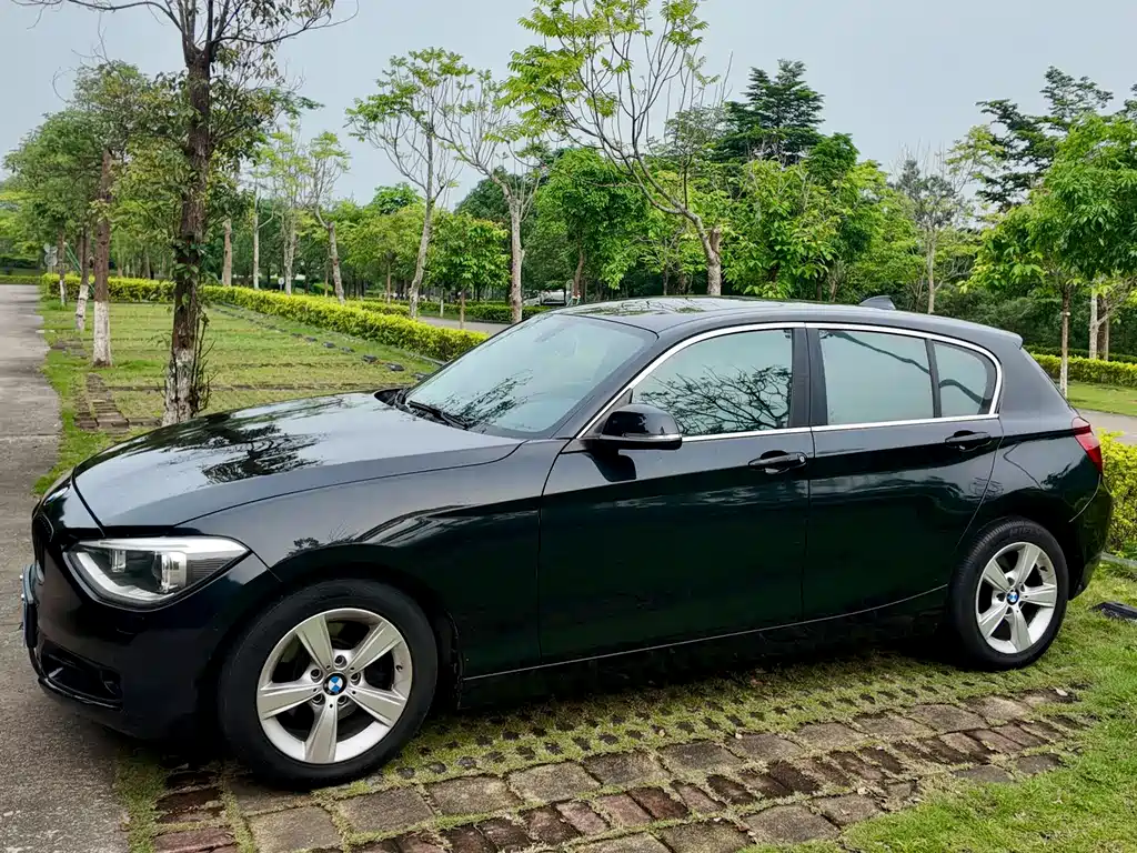 BMW 1 Series 2012 — фото 18