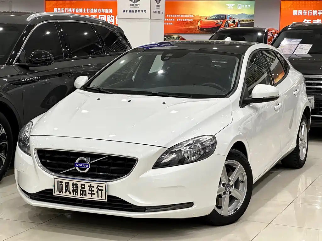 Volvo V40 2016