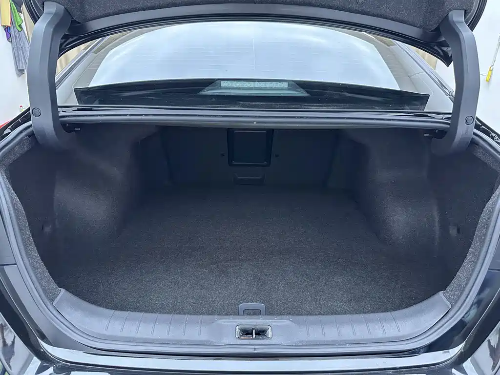 Nissan Teana 2023 — фото 17