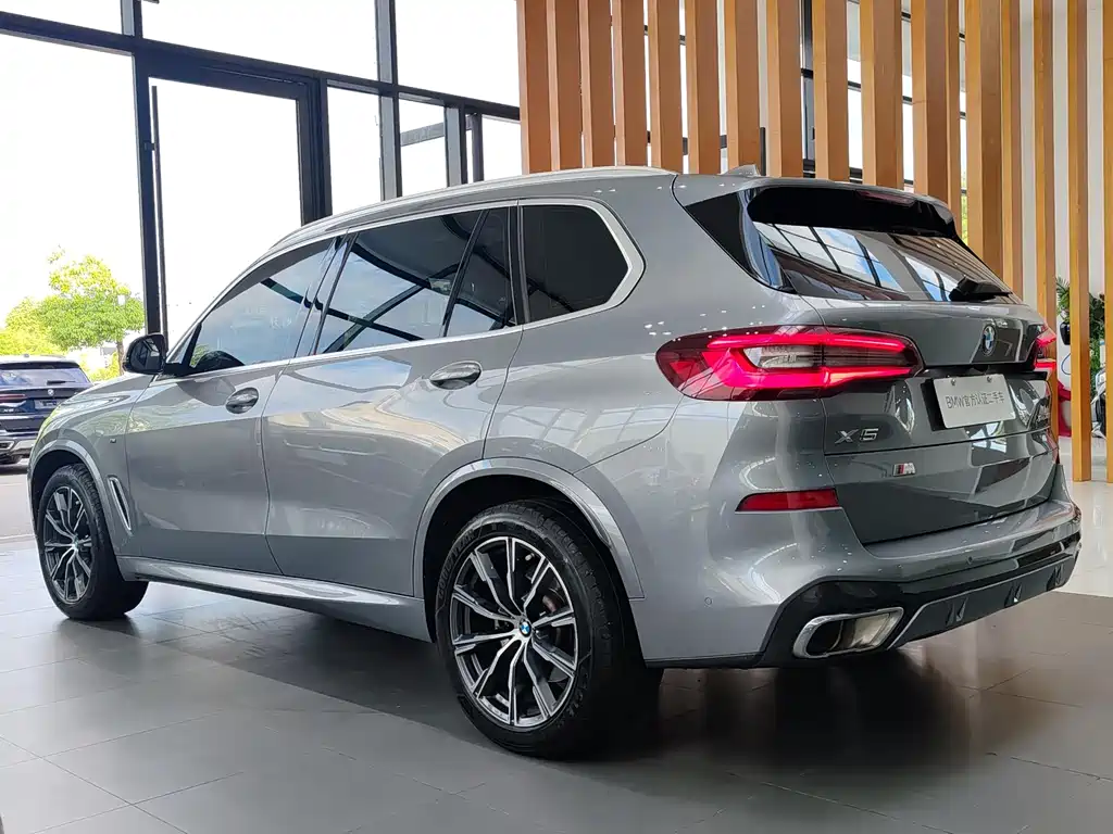 BMW X5 2022 — фото 7