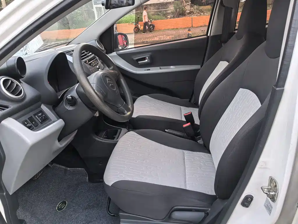 Suzuki Alto 2017 — фото 10