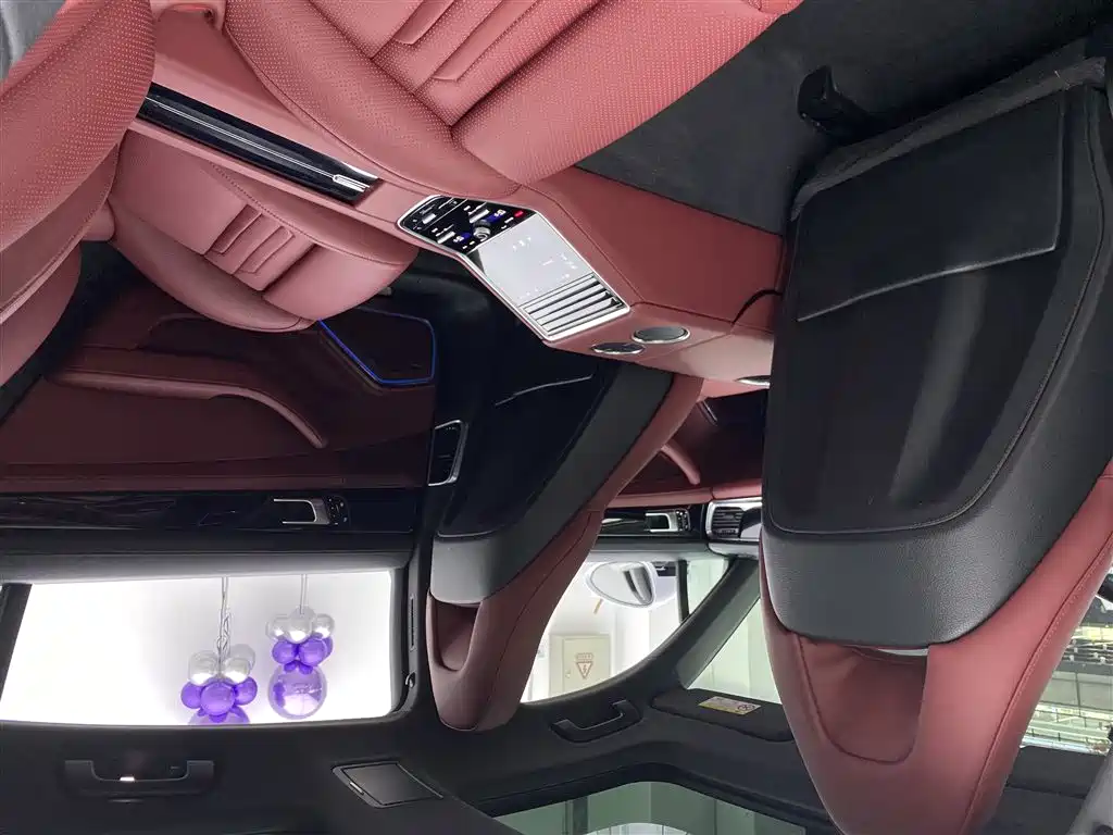 Porsche Panamera 2019 — фото 14