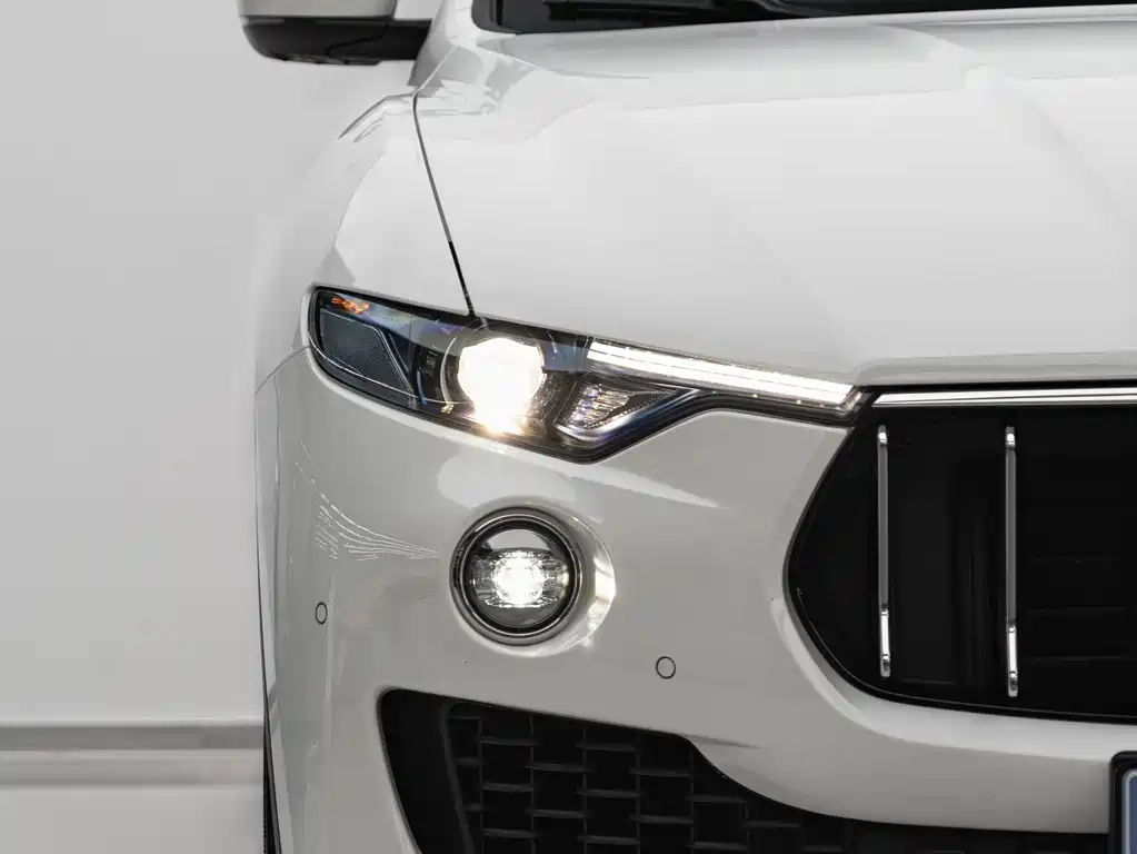 Maserati Levante 2019 — фото 7