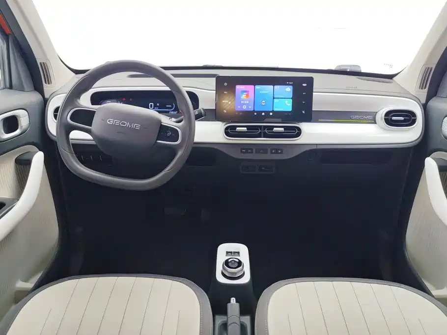 Geely Galaxy Panda 2025 — фото 12