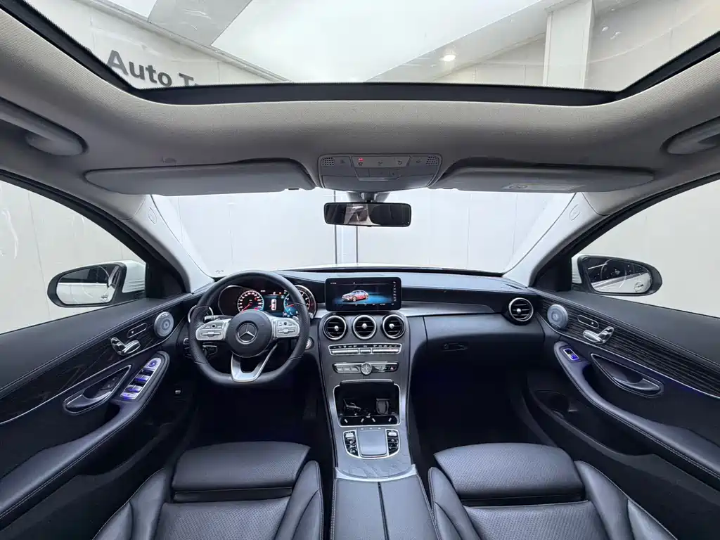 Mercedes-Benz C-Class 2020 — фото 17