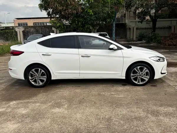 Hyundai Celesta 2016