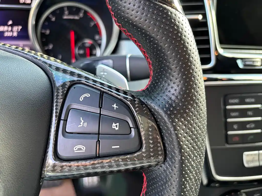 Mercedes-Benz GLE AMG 2018 — фото 17