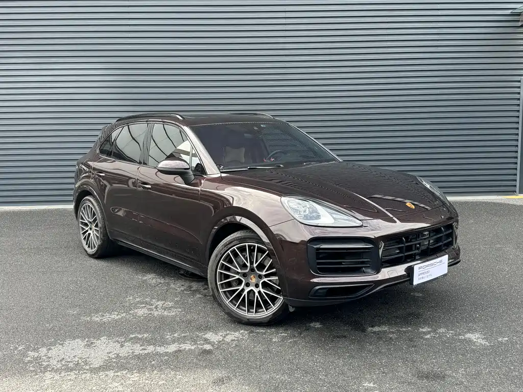 Porsche Cayenne 2023 — фото 1