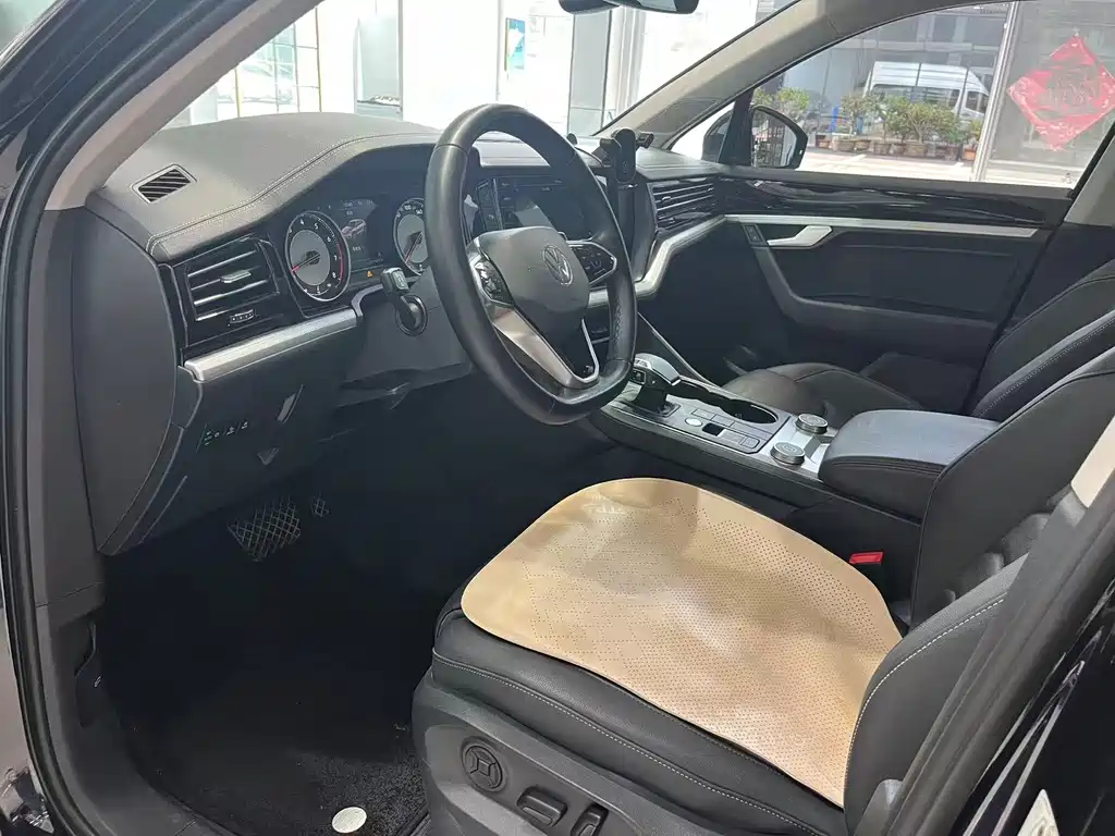 Volkswagen Touareg 2021