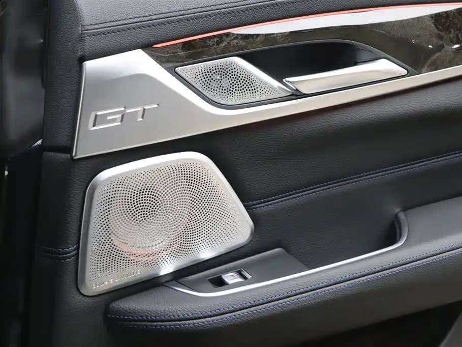 BMW 6 Series GT 2024 — фото 12