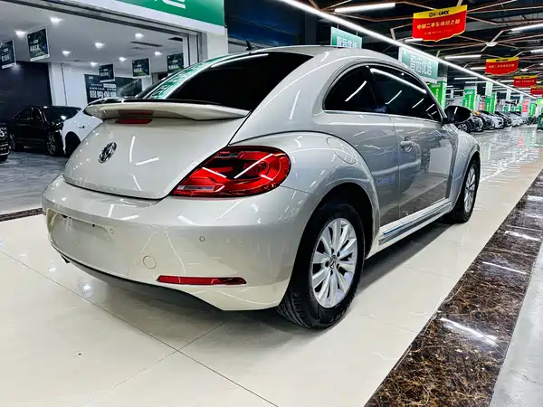 Volkswagen Beetle 2014