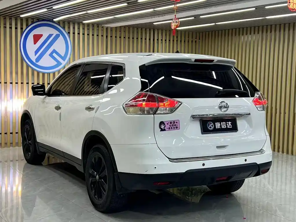 Nissan X-Trail 2015 — фото 9