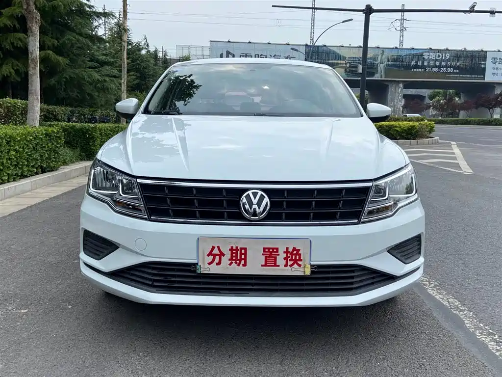 Volkswagen Jetta 2019 — фото 2