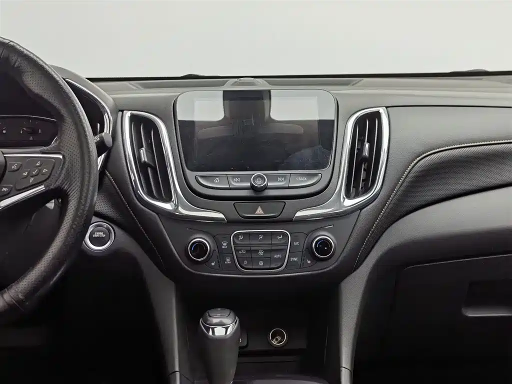 Chevrolet Equinox 2018 — фото 12