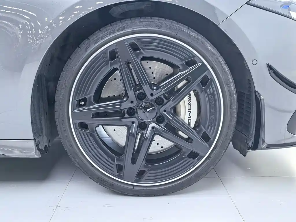 Mercedes-Benz A-Class AMG 2024 — фото 10