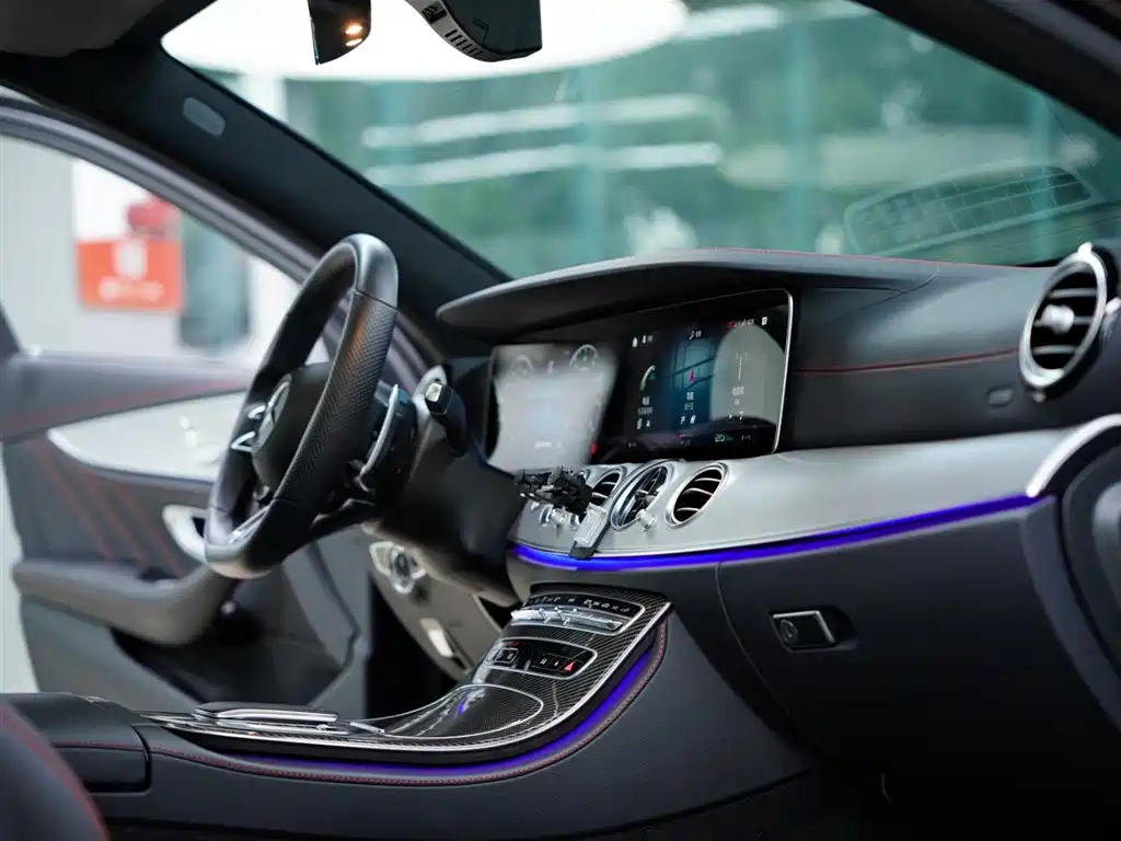 Mercedes-Benz E-Class AMG 2023 — фото 43