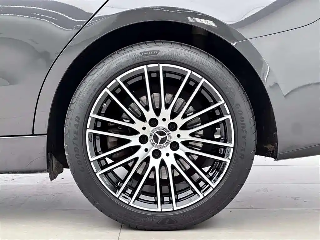 Mercedes-Benz C-Class 2022 — фото 14