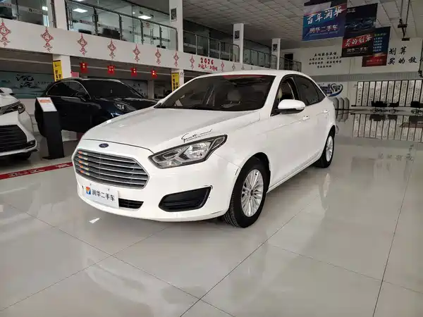 Ford Escort 2018
