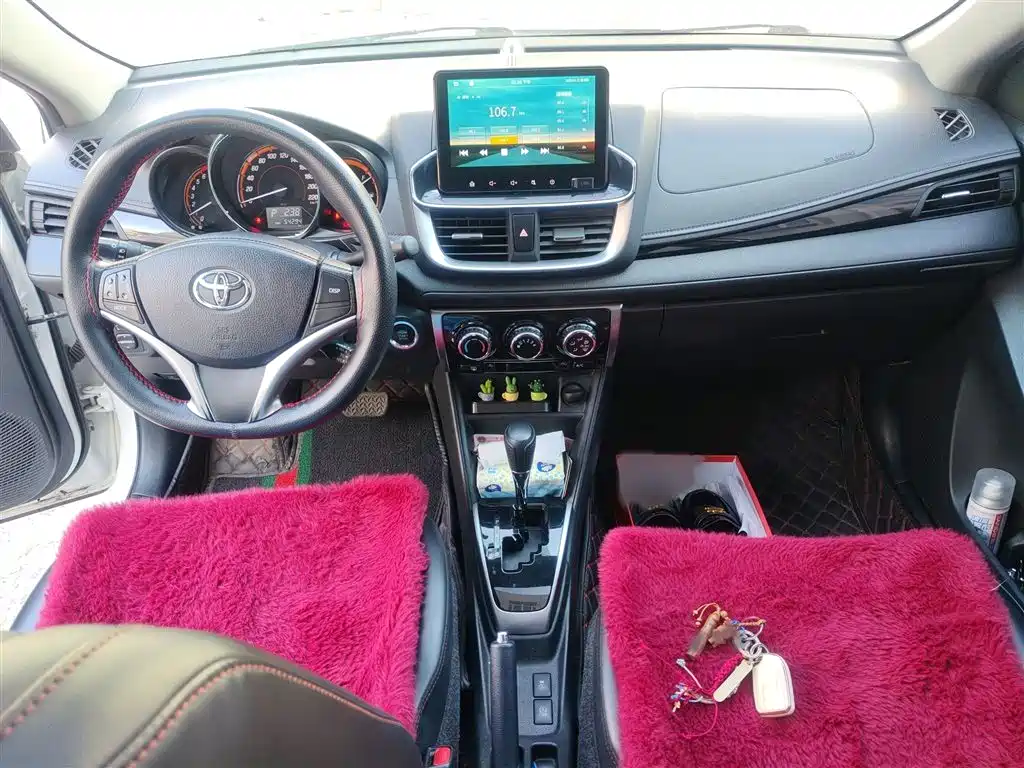 Toyota Yaris L 2019 — фото 13