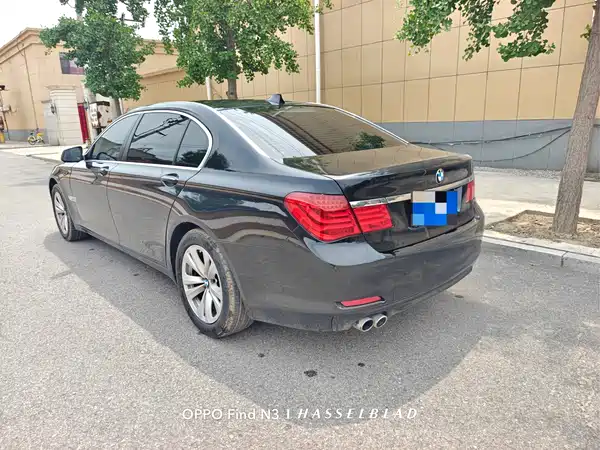 BMW 7 Series 2009