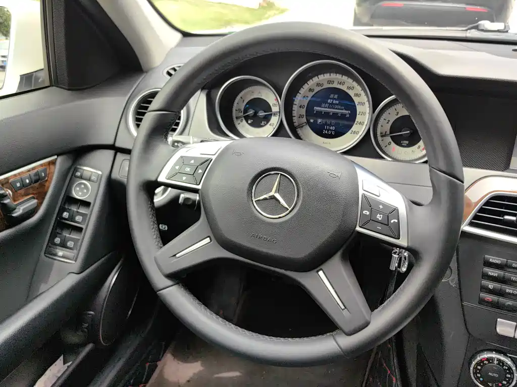 Mercedes-Benz C-Class 2013 — фото 15