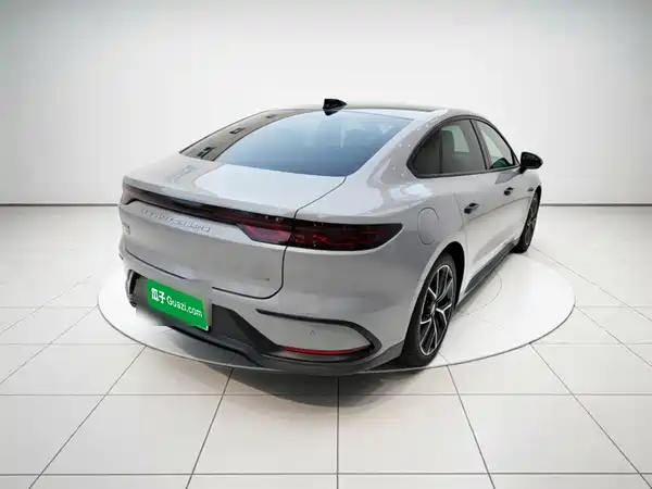 BYD Han 2025
