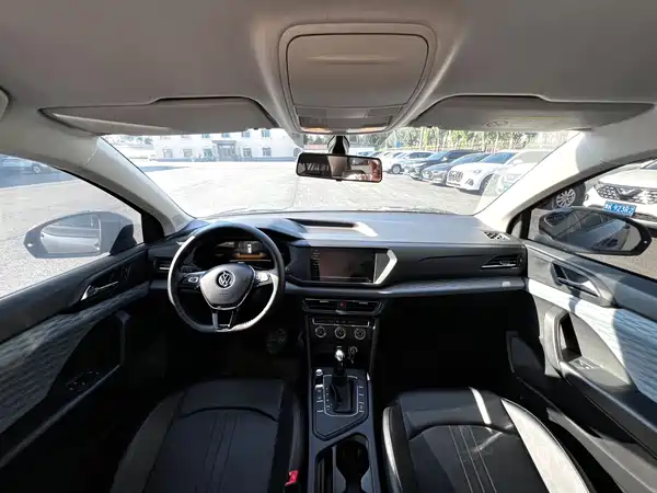 Volkswagen Tharu 2022