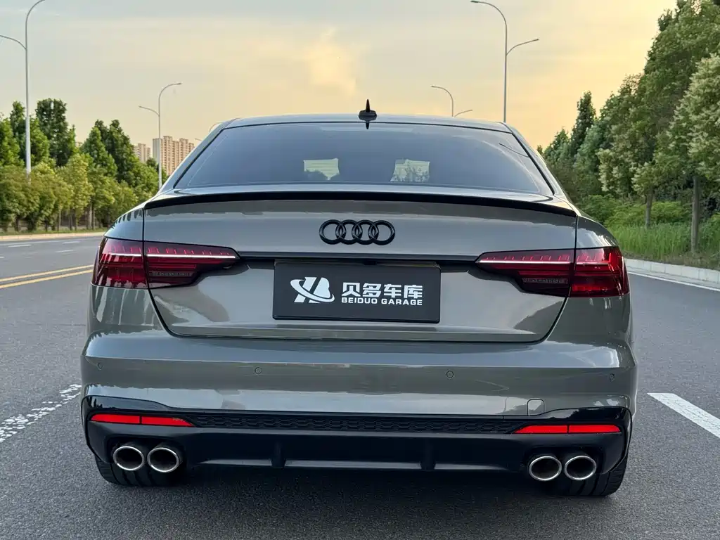 Audi S4 2023