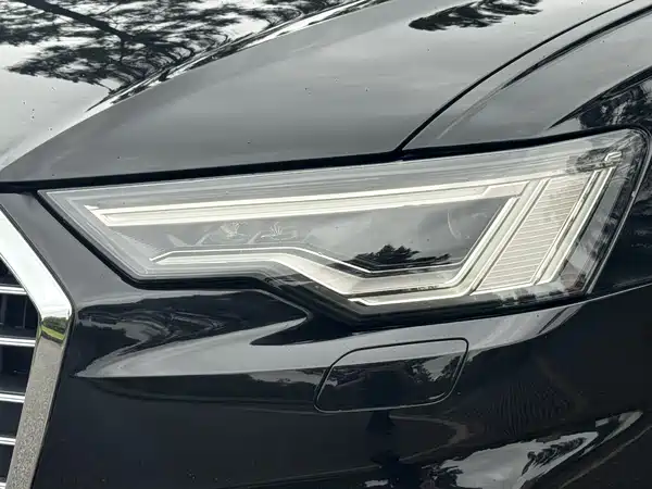 Audi A6L 2021