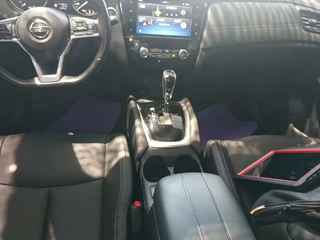 Nissan X-Trail 2020 — фото 10