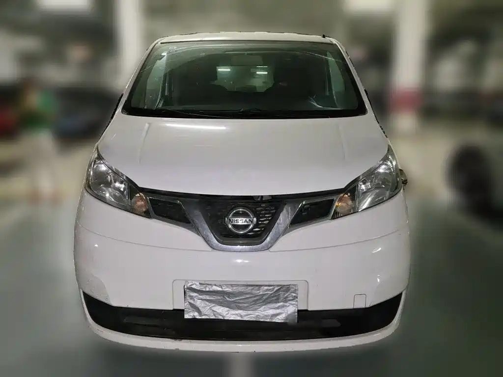 Nissan NV200 2018 — фото 24