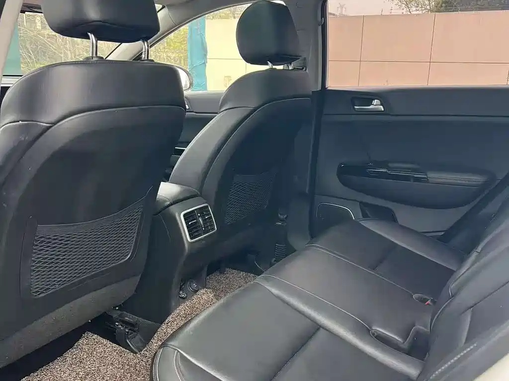 Kia KX5 2017 — фото 8