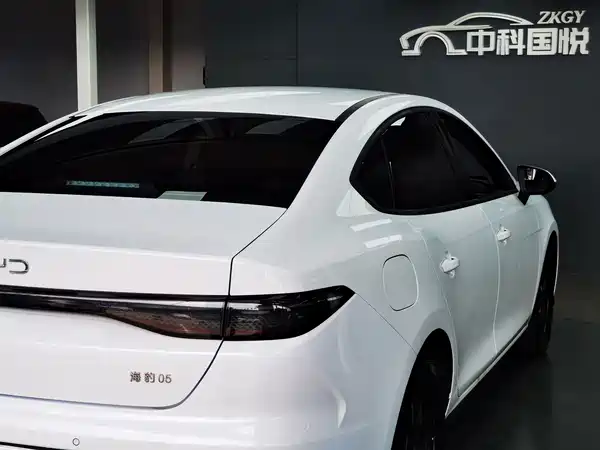 BYD Seal 05 DM-i 2025