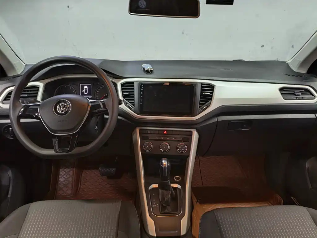 Volkswagen T-Roc 2019 — фото 11