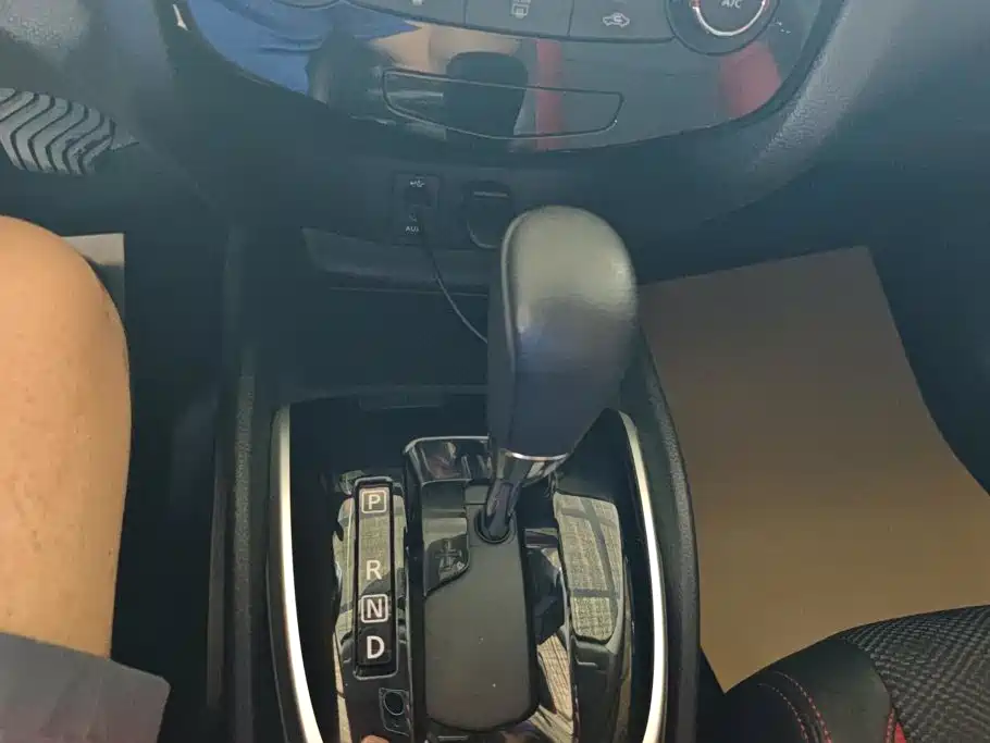 Nissan Qashqai 2017 — фото 16