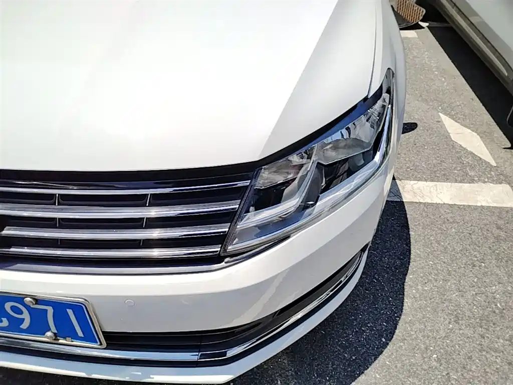 Volkswagen Lavida 2019 — фото 24