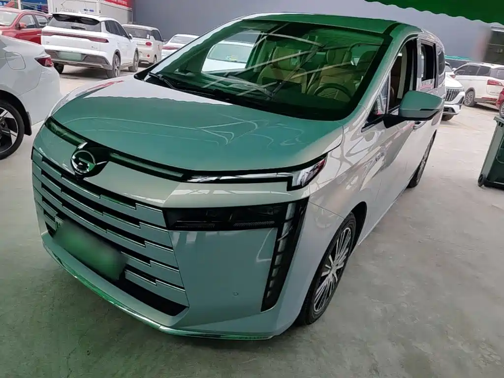 GAC Motor E8 PHEV 2024