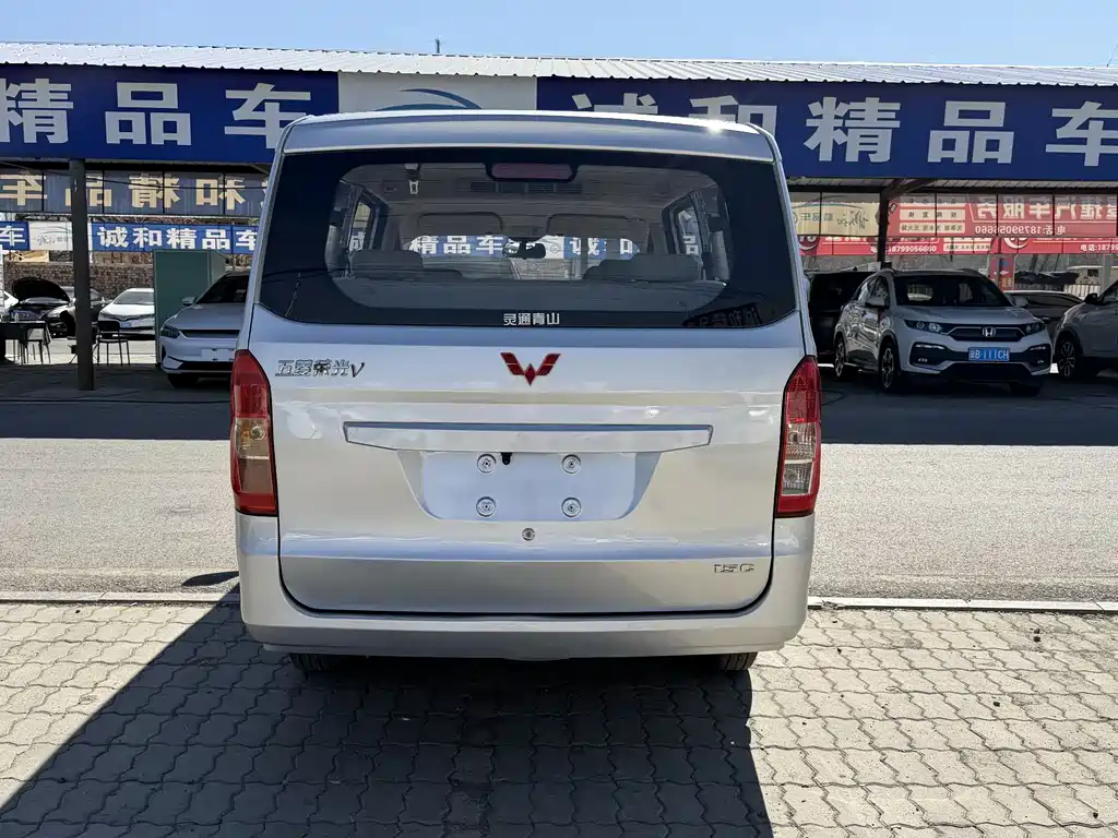 Wuling Rongguang V 2017 — фото 8