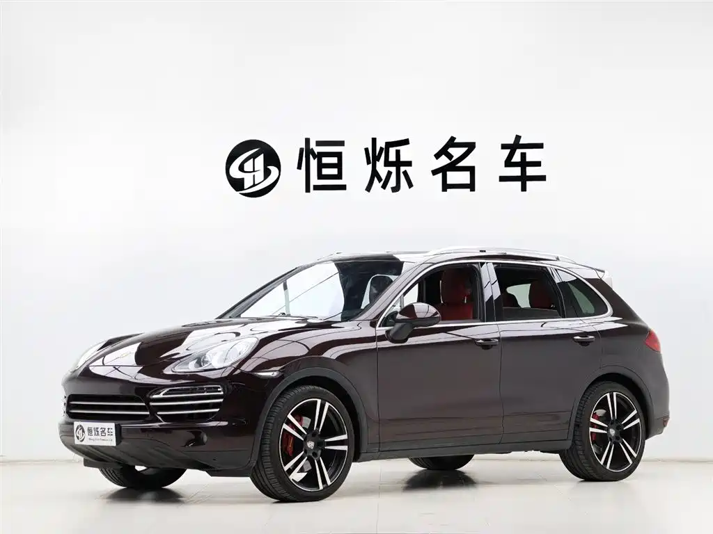 Porsche Cayenne 2016 — фото 1