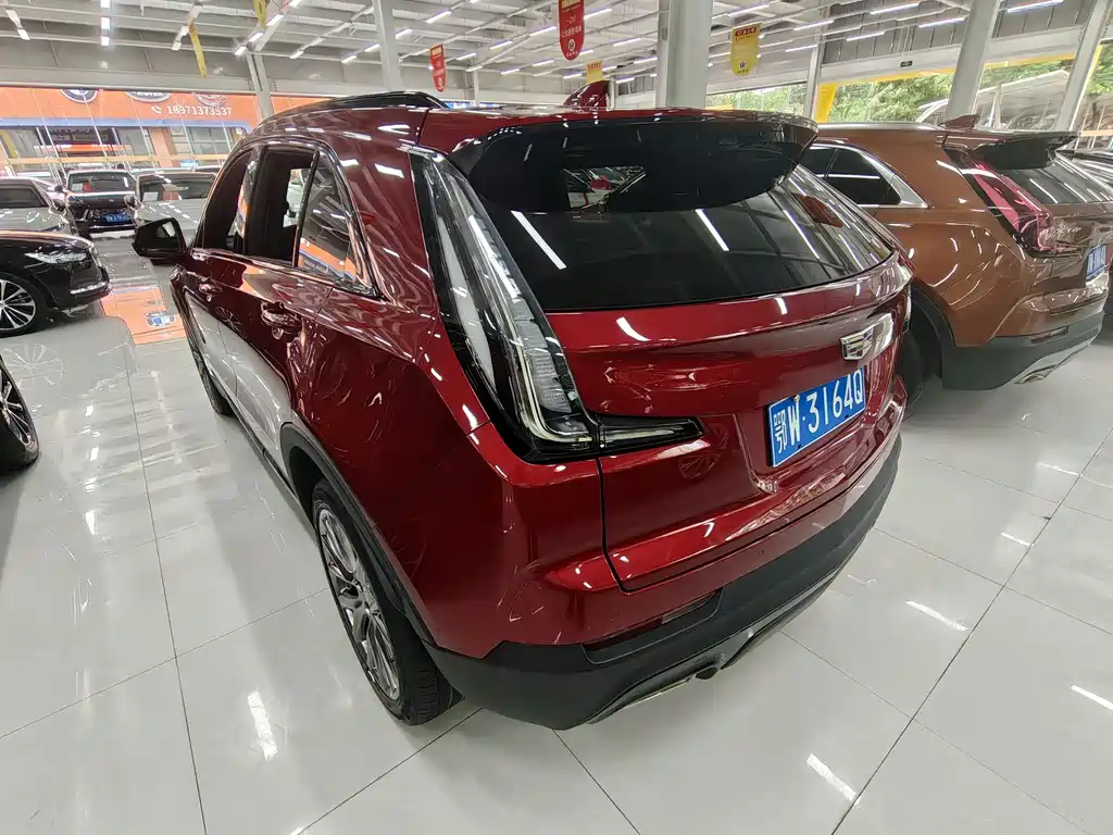 Cadillac XT4 2021 — фото 14