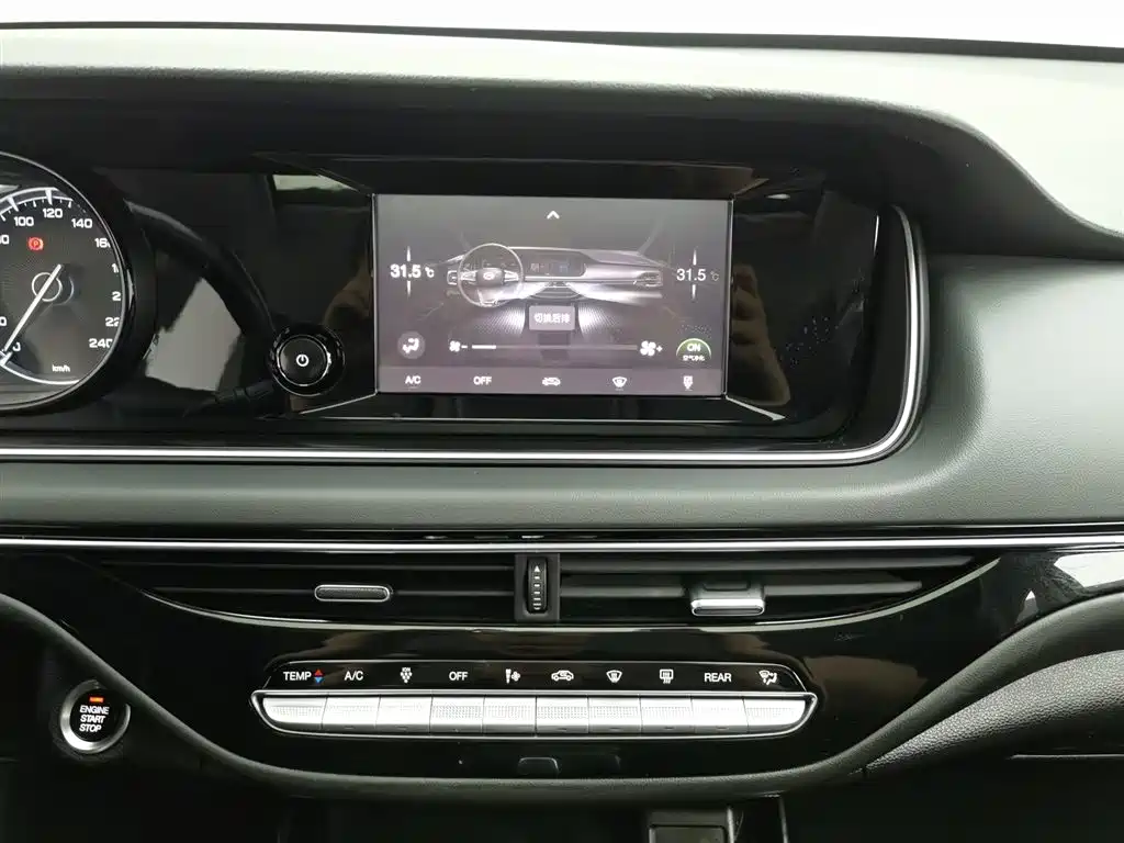GAC Motor Trumpchi M6 2023 — фото 12