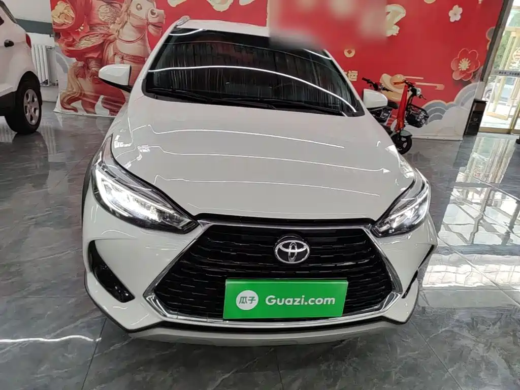 Toyota Yaris L 2021