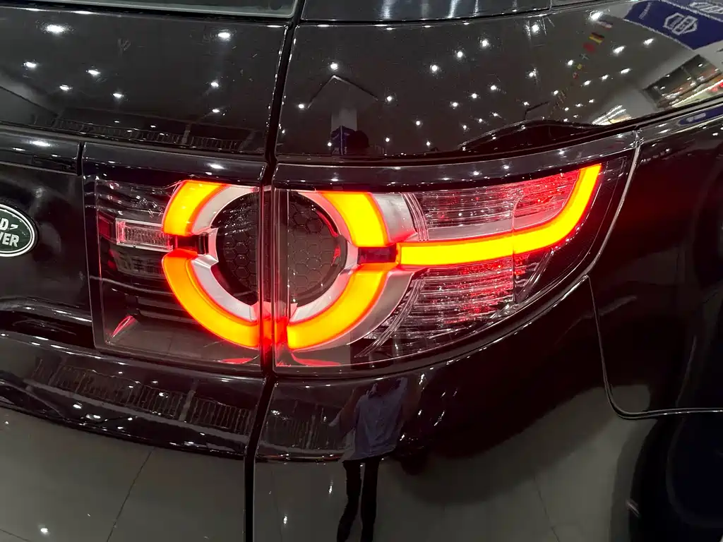 Land Rover Discovery Sport 2016 — фото 24