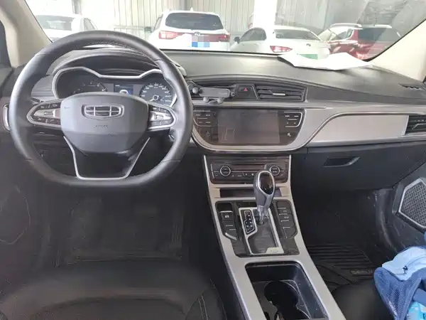 Geely Emgrand GS 2019