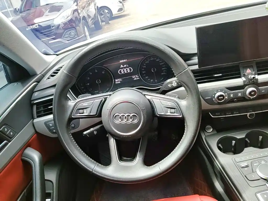 Audi A4L 2020 — фото 11