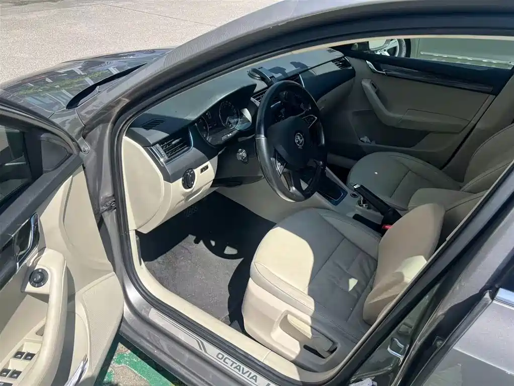 Skoda Octavia 2014