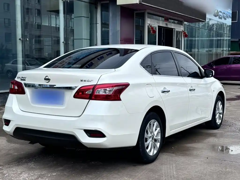 Nissan Sylphy 2023 — фото 11