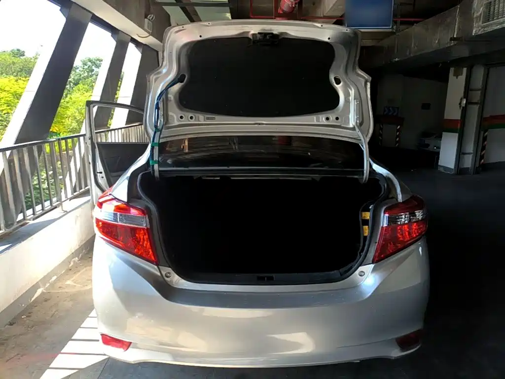 Toyota Vios 2015 — фото 19
