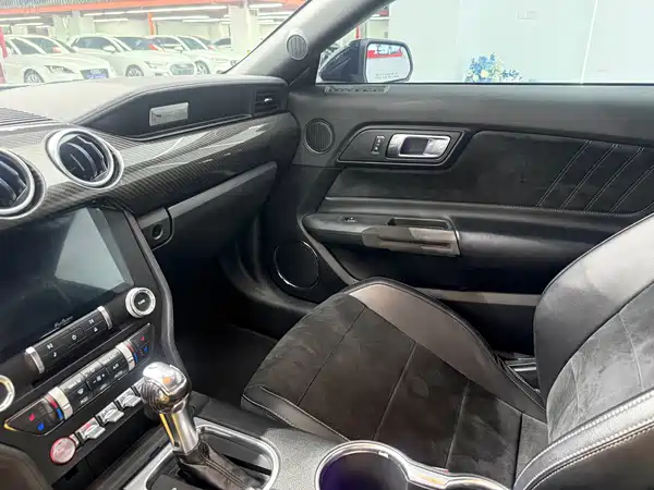 Ford Mustang 2019
