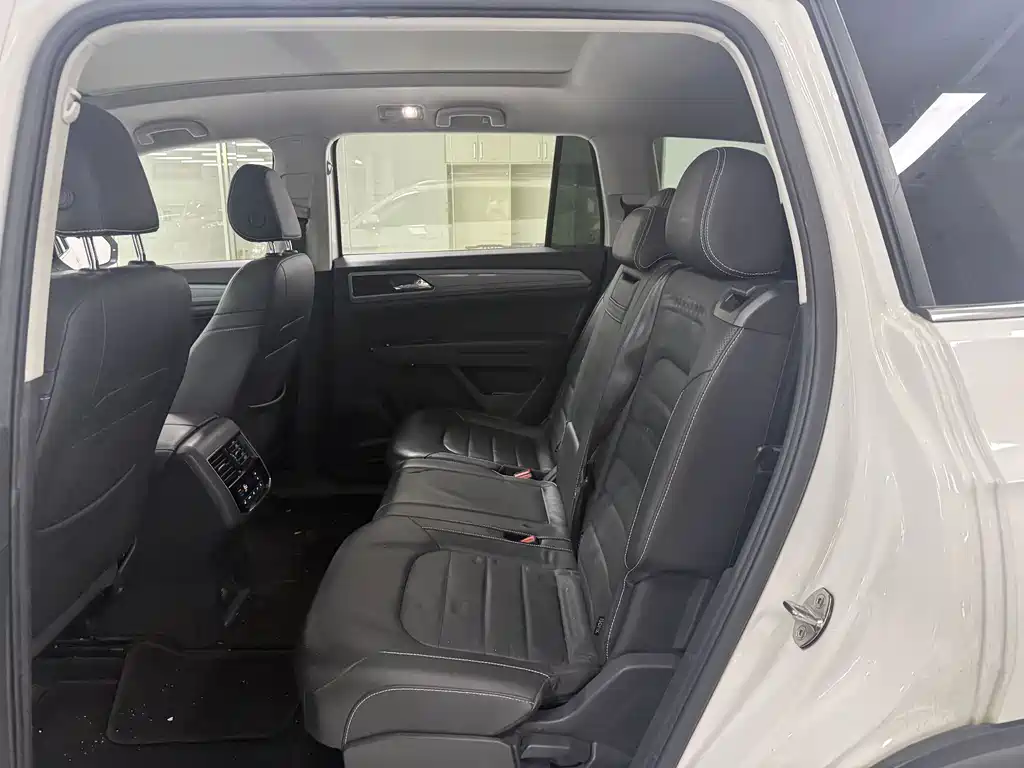 Volkswagen Teramont 2018 — фото 14